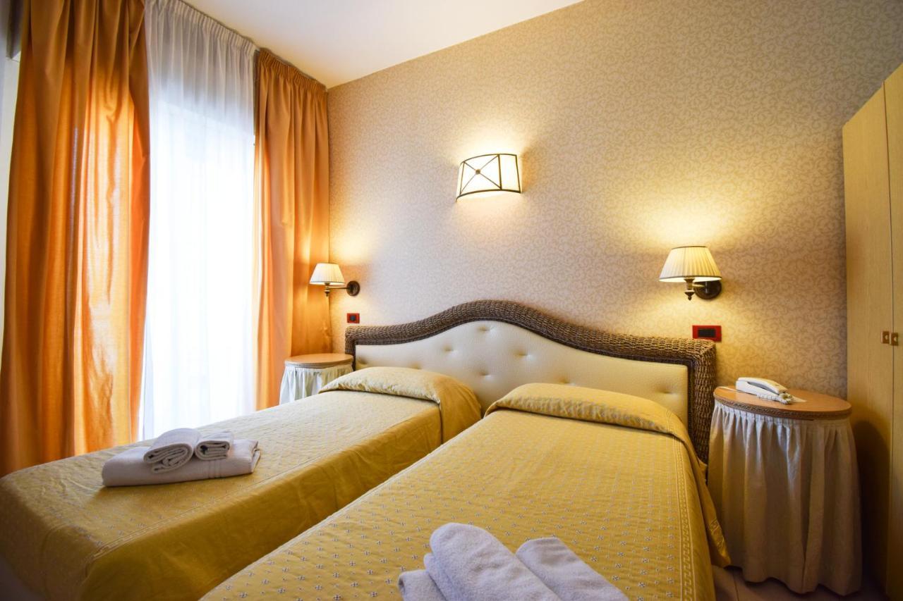 Hotel Alba Misano Adriatico Zewnętrze zdjęcie